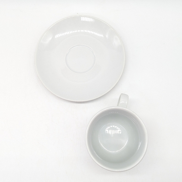 Truly Tasteful White Ceramic Tree Tea Cup & Saucer - Picture 6 of 9